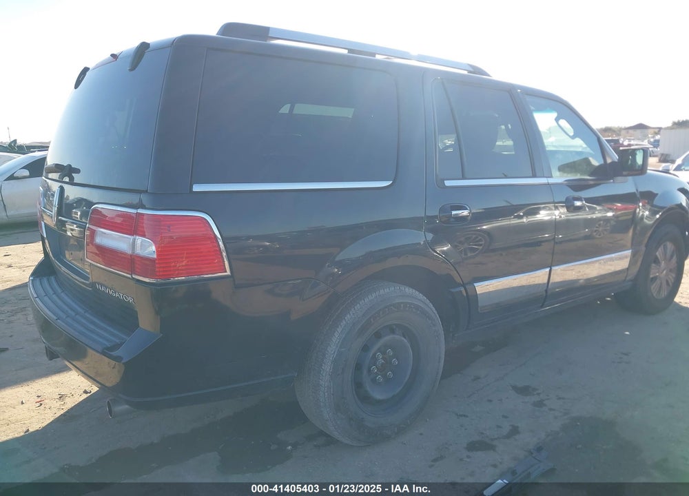 2011 LINCOLN NAVIGATOR VIN: 5LMJJ2H58BEJ05719
