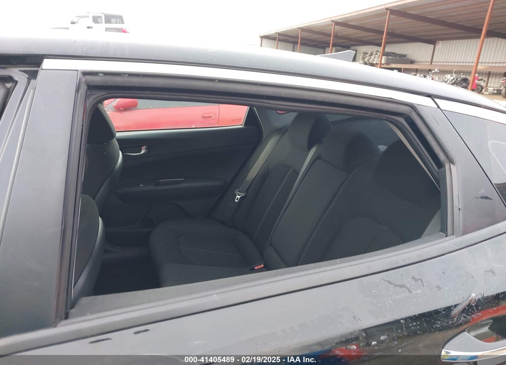 2020 KIA OPTIMA VIN: 5XXGT4L37LG387121