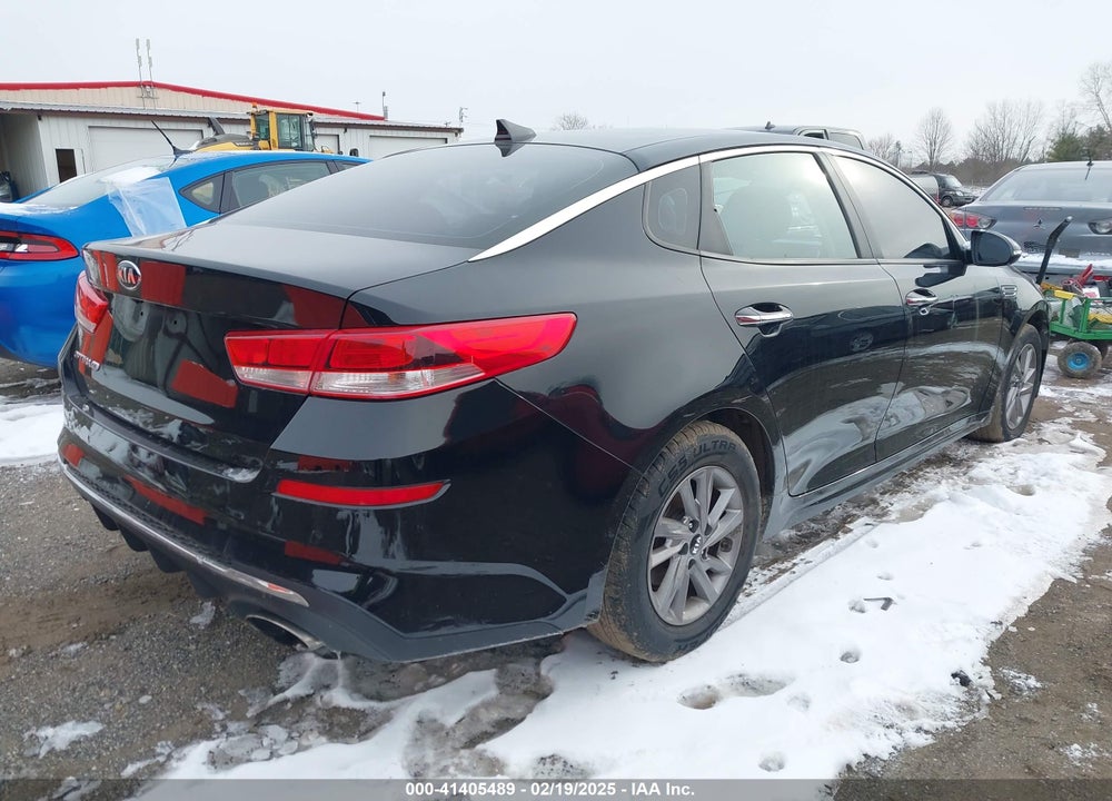 2020 KIA OPTIMA VIN: 5XXGT4L37LG387121