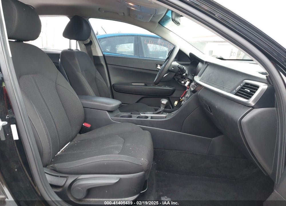 2020 KIA OPTIMA VIN: 5XXGT4L37LG387121