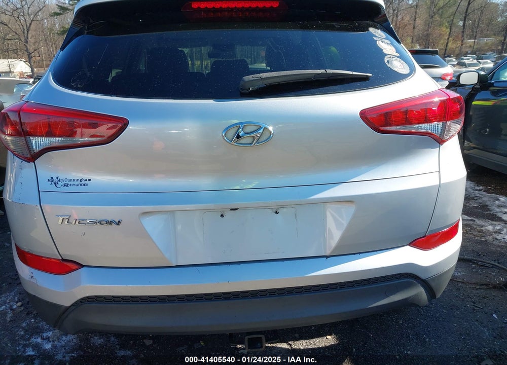 2018 HYUNDAI TUCSON VIN: KM8J33A43JU798580