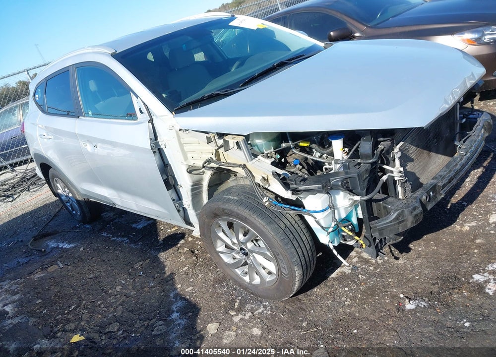 2018 HYUNDAI TUCSON VIN: KM8J33A43JU798580