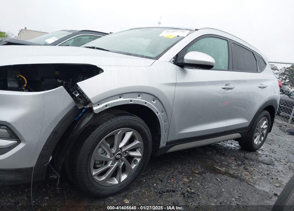 2018 HYUNDAI TUCSON VIN: KM8J33A43JU798580