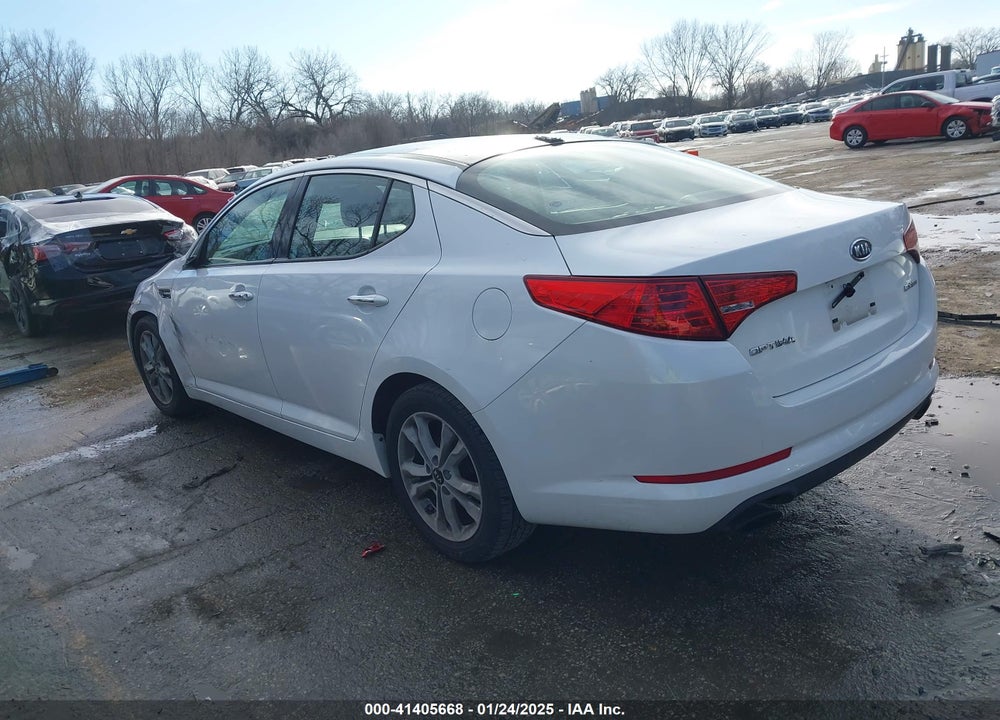 2011 KIA OPTIMA EX VIN: KNAGN4A78B5100367