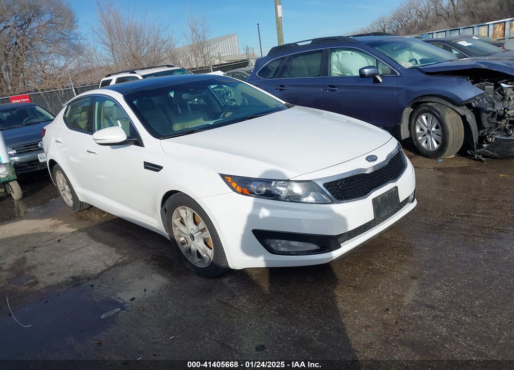2011 KIA OPTIMA EX VIN: KNAGN4A78B5100367