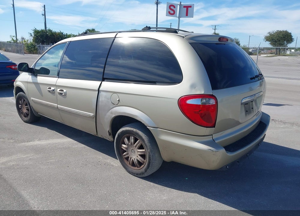 2005 CHRYSLER TOWN & COUNTRY TOURING VIN: 2C4GP54L05R602065