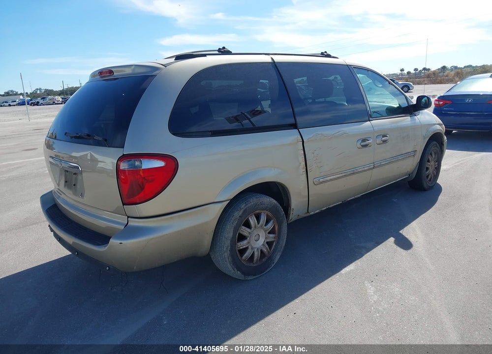 2005 CHRYSLER TOWN & COUNTRY TOURING VIN: 2C4GP54L05R602065
