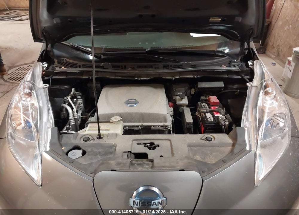 2014 NISSAN LEAF VIN: 1N4AZ0CPXEC335135