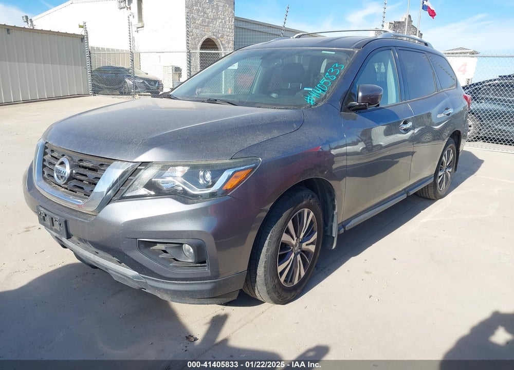 2017 NISSAN PATHFINDER SL VIN: 5N1DR2MN1HC906110