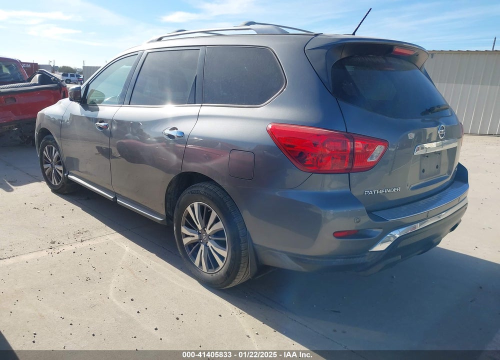 2017 NISSAN PATHFINDER SL VIN: 5N1DR2MN1HC906110