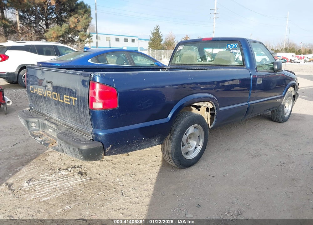 2000 CHEVROLET S-10 VIN: 1GCCS1453Y8211791