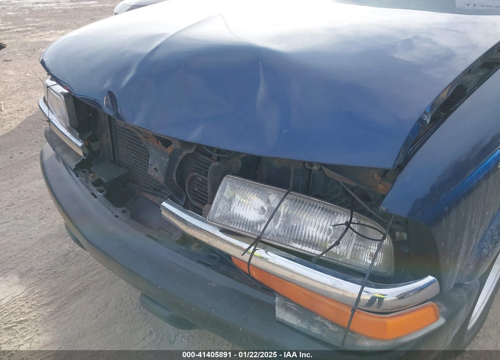 2000 CHEVROLET S-10 VIN: 1GCCS1453Y8211791