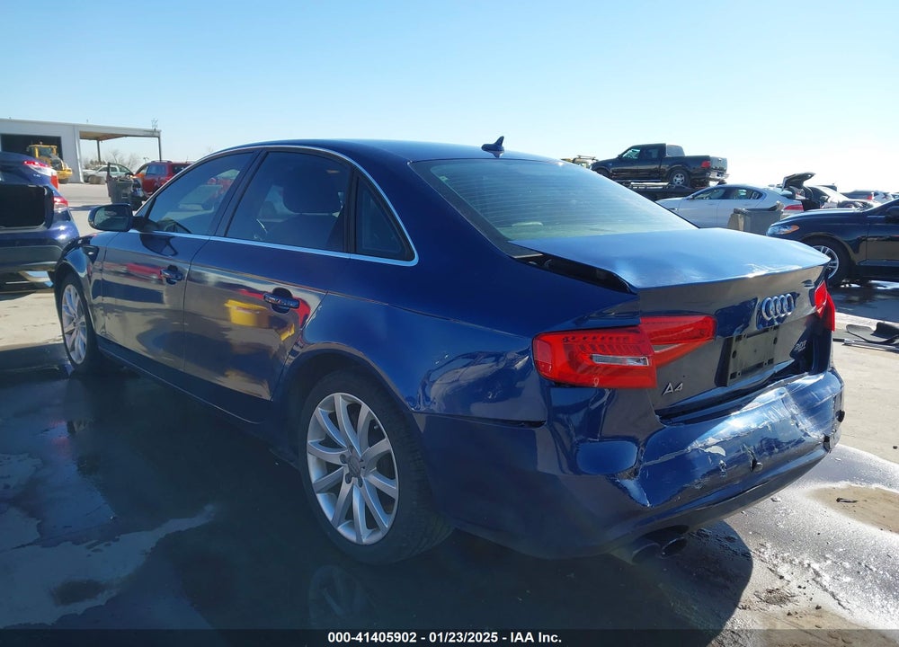2013 AUDI A4 2.0T PREMIUM VIN: WAUBFAFLXDA174542