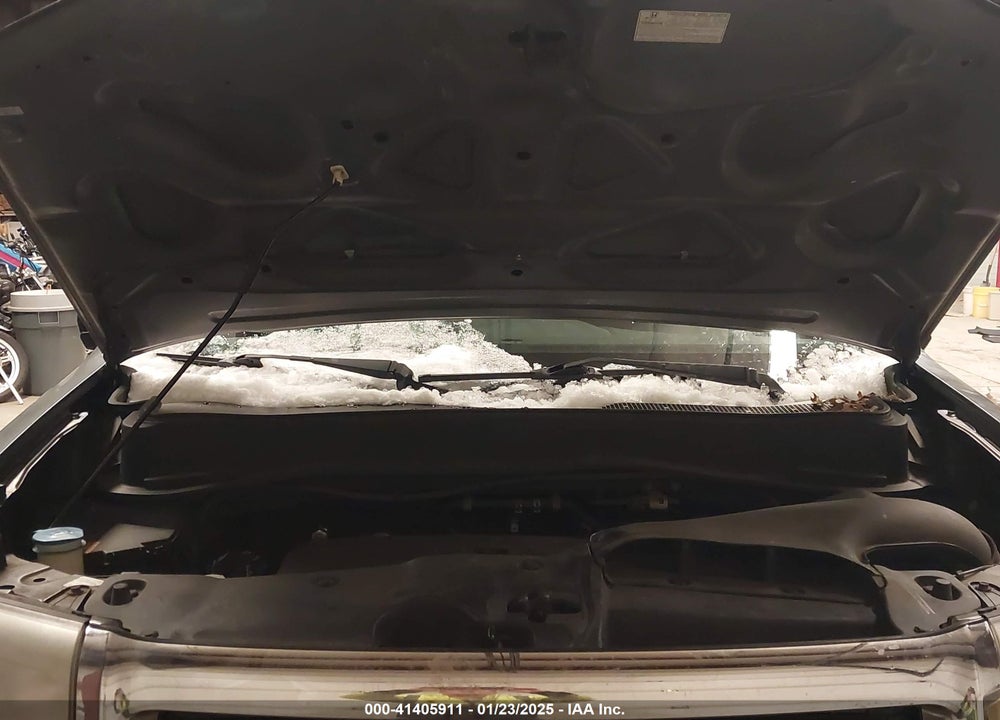 2011 HONDA PILOT EX VIN: 5FNYF4H4XBB044155