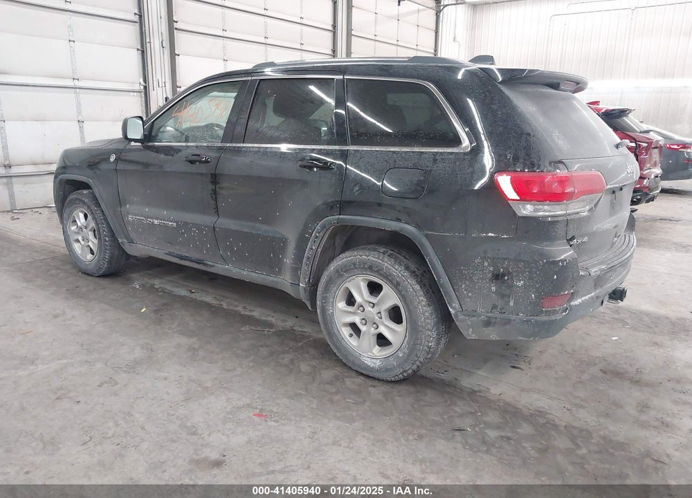 2017 JEEP GRAND CHEROKEE LAREDO 4X4 VIN: 1C4RJFAG8HC679156