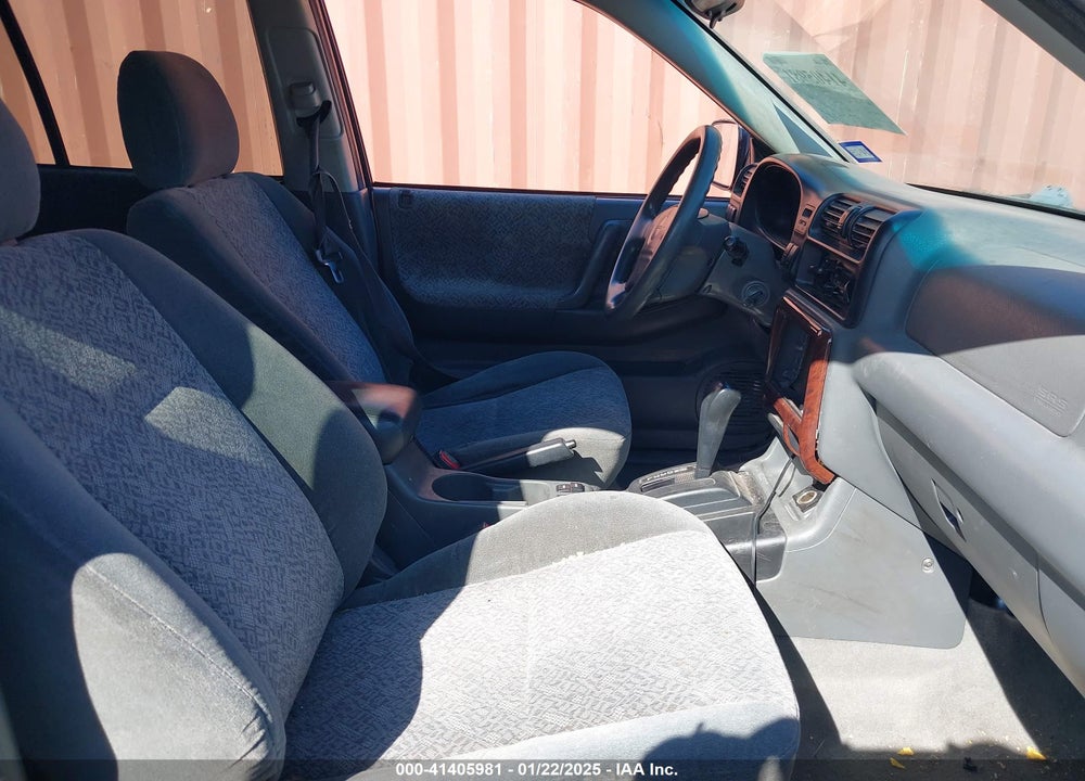 2002 ISUZU RODEO LS 3.2L V6/LSE 3.2L V6/S 3.2L V6 VIN: 4S2CK58WX24321556