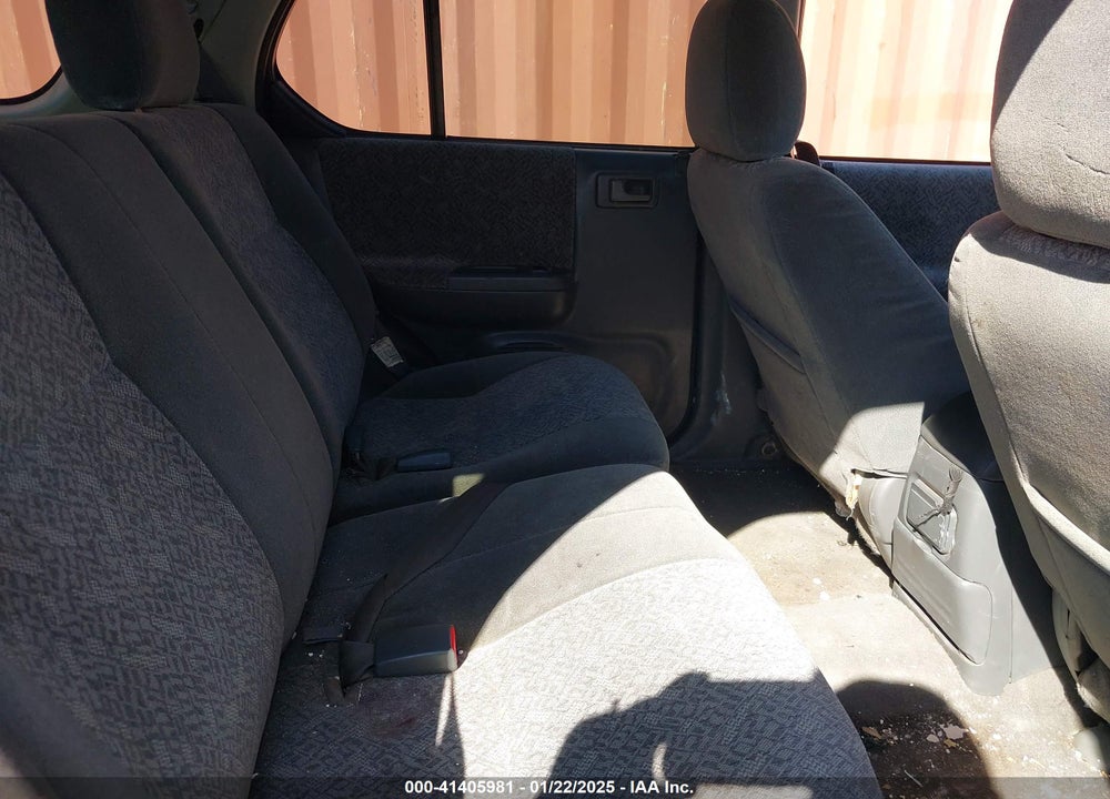 2002 ISUZU RODEO LS 3.2L V6/LSE 3.2L V6/S 3.2L V6 VIN: 4S2CK58WX24321556