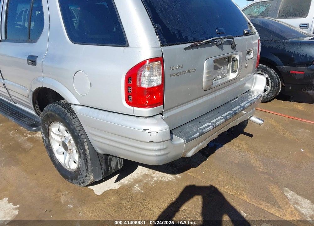 2002 ISUZU RODEO LS 3.2L V6/LSE 3.2L V6/S 3.2L V6 VIN: 4S2CK58WX24321556