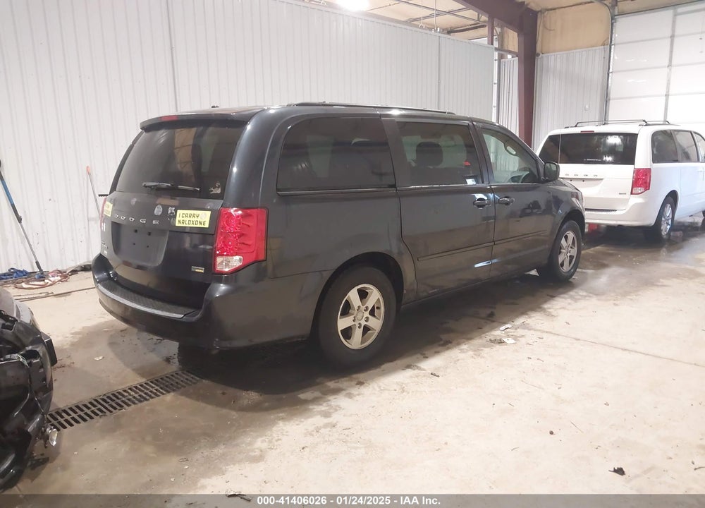 2013 DODGE GRAND CARAVAN SXT VIN: 2C4RDGCG4DR590728