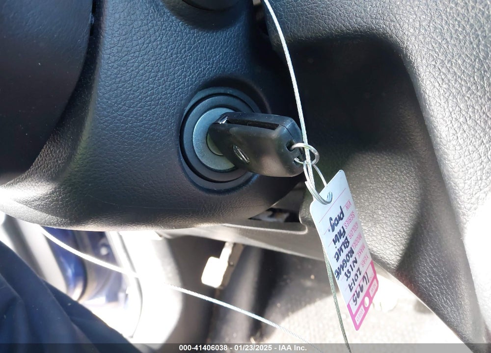 2017 NISSAN ROGUE VIN: KNMAT2MT4HP525755
