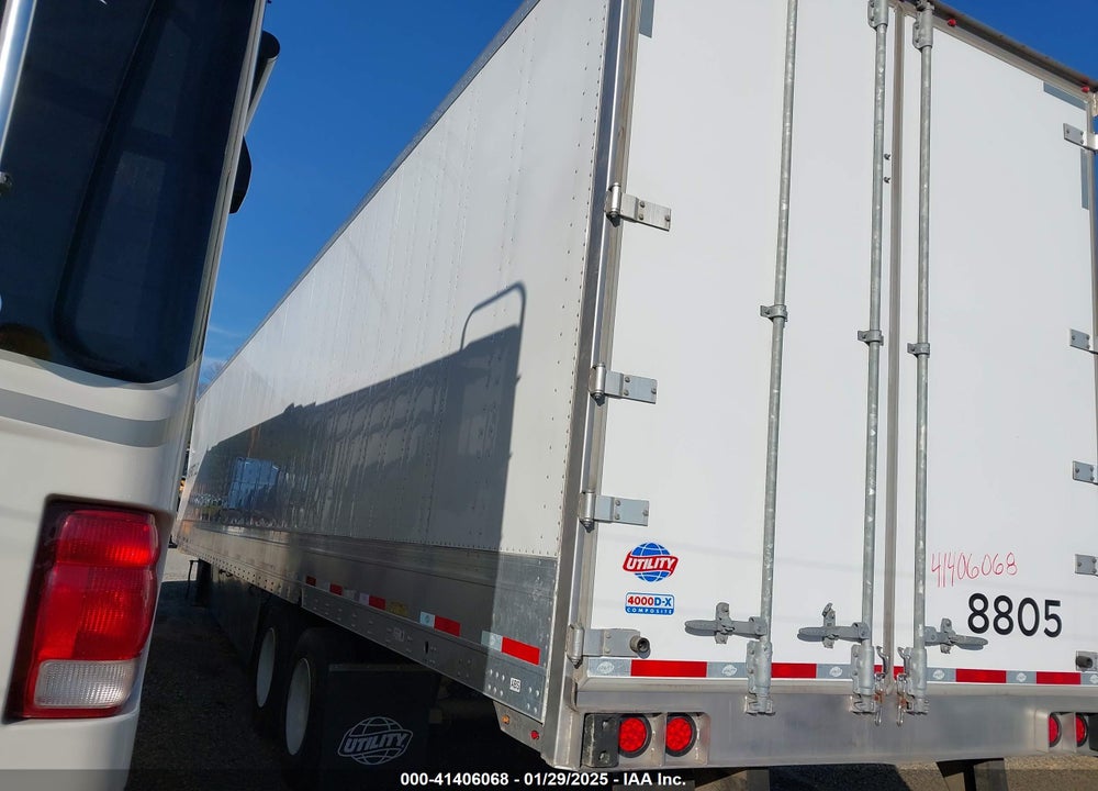 2023 UTILITY TRAILER MFG --- VIN: 1UYVS2532P3898805