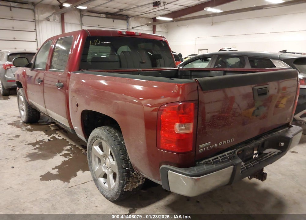 2008 CHEVROLET SILVERADO 1500 LT1 VIN: 2GCEK133881212219