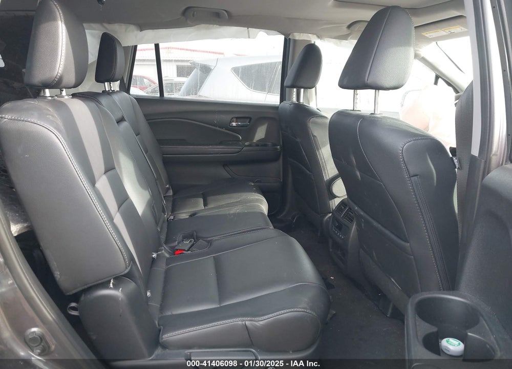 2017 HONDA PILOT EX-L VIN: 5FNYF6H51HB080362
