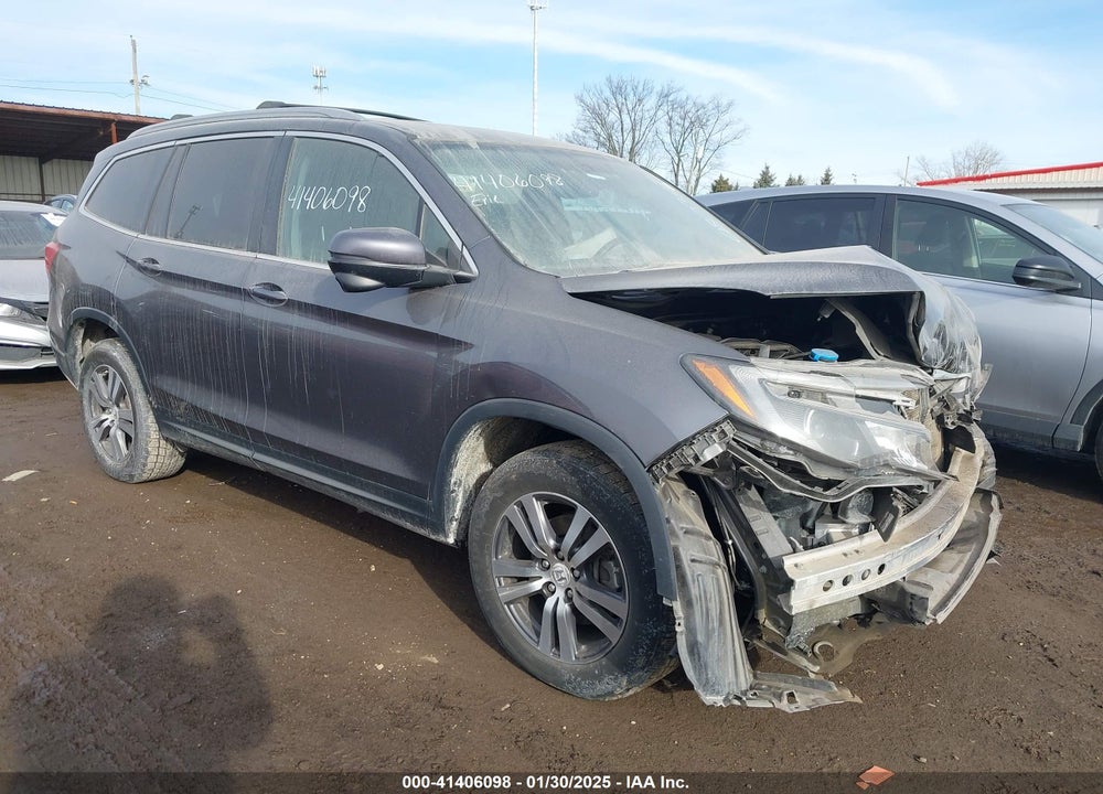 2017 HONDA PILOT EX-L VIN: 5FNYF6H51HB080362