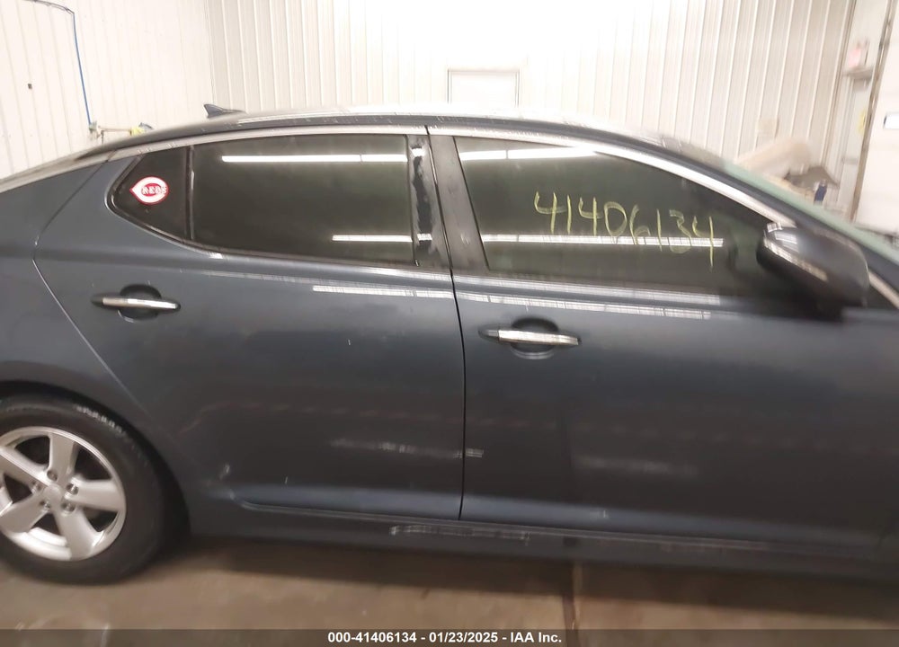 2015 KIA OPTIMA VIN: KNAGM4A7XF5601494