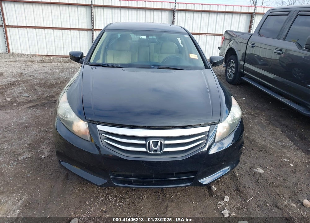 2011 HONDA ACCORD 2.4 LX-P VIN: 1HGCP2F41BA107233