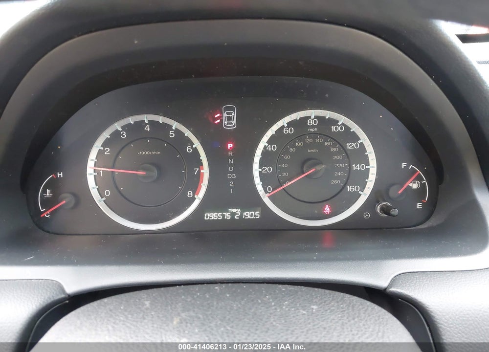 2011 HONDA ACCORD 2.4 LX-P VIN: 1HGCP2F41BA107233