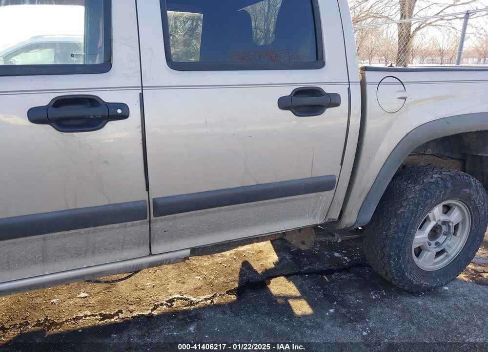 2004 CHEVROLET COLORADO LS VIN: 1GCDT136548123279