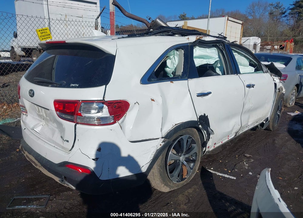 2017 KIA SORENTO VIN: 5XYPH4A55HG257251