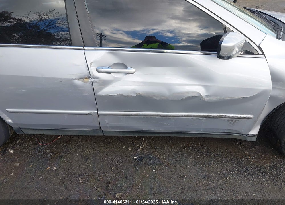 2005 HONDA ACCORD 2.4 LX VIN: 1HGCM56405A022477