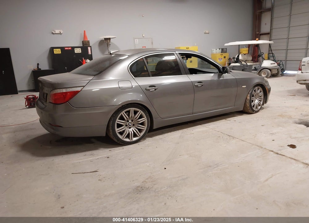 2008 BMW 535I VIN: WBANW13588CZ72132
