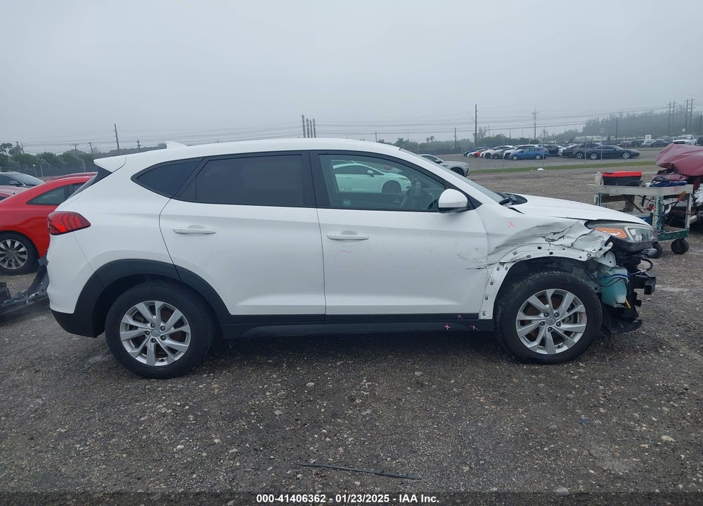 2020 HYUNDAI TUCSON SE VIN: KM8J23A43LU160688