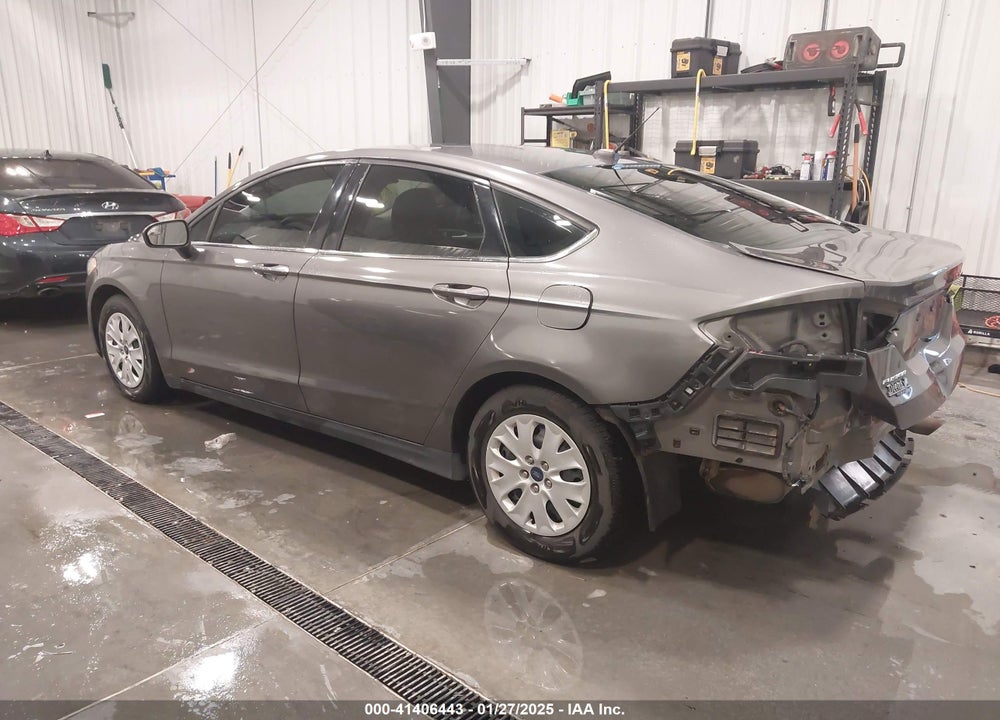 2014 FORD FUSION S VIN: 1FA6P0G7XE5388704