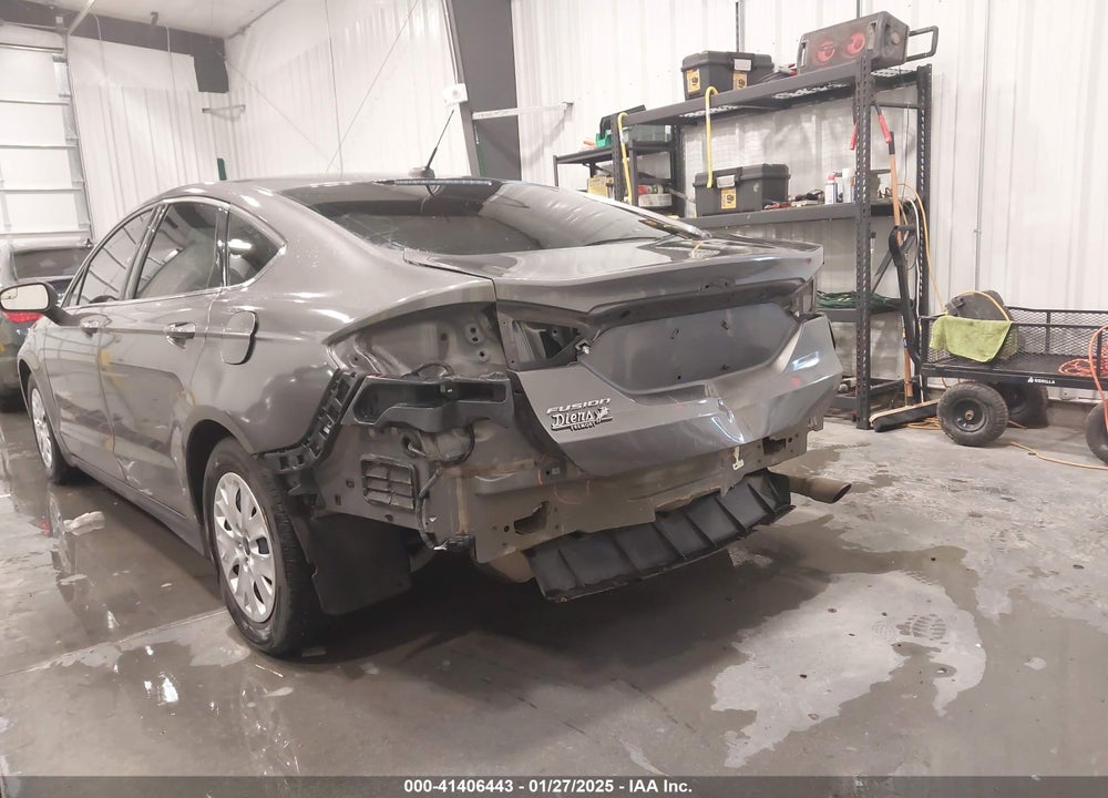 2014 FORD FUSION S VIN: 1FA6P0G7XE5388704