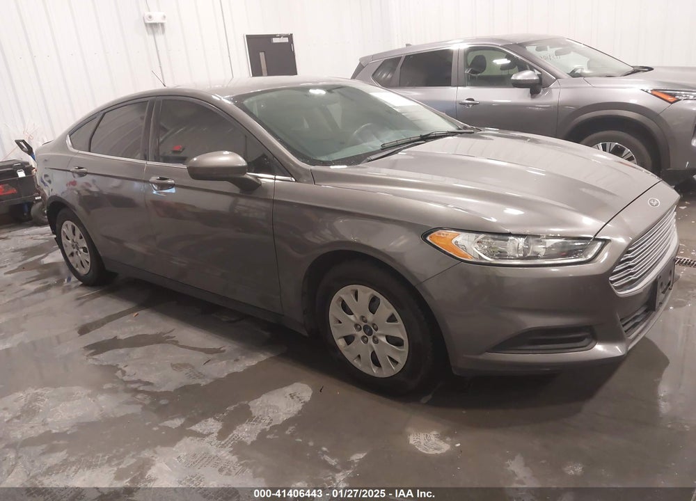 2014 FORD FUSION S VIN: 1FA6P0G7XE5388704