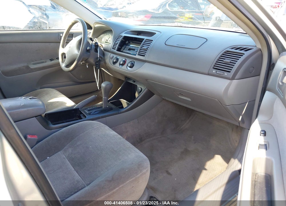 2003 TOYOTA CAMRY LE VIN: JTDBE32K630227028