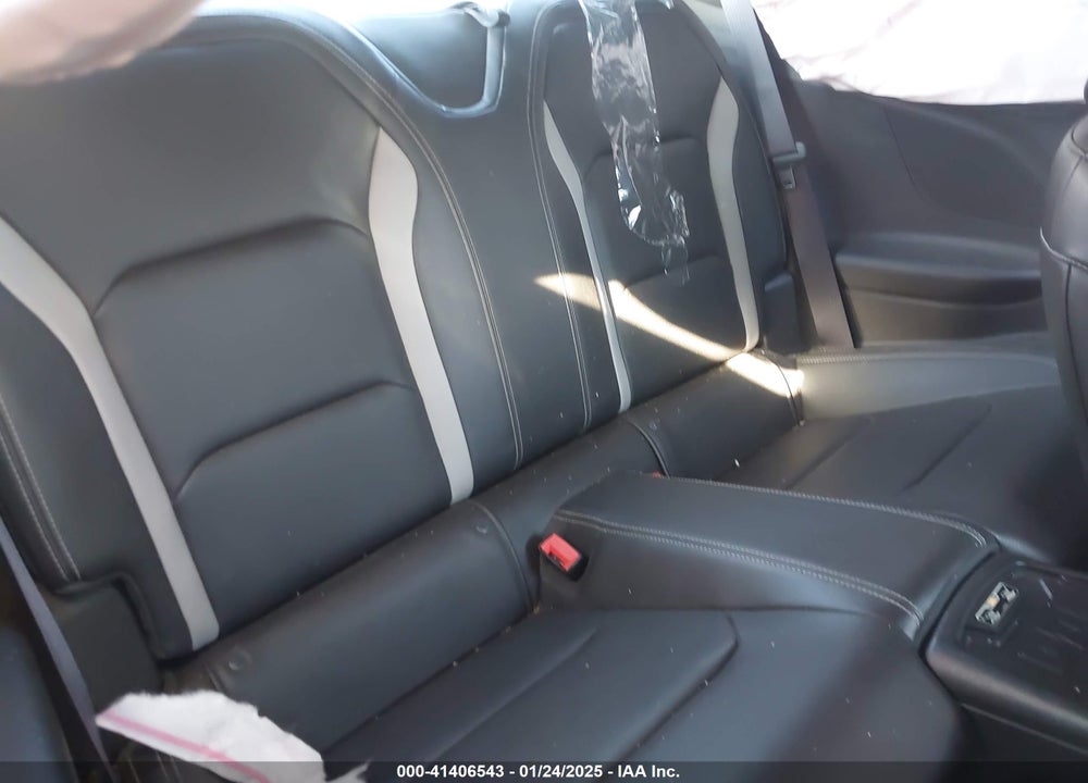 2016 CHEVROLET CAMARO VIN: 1G1FG1R75G0140897