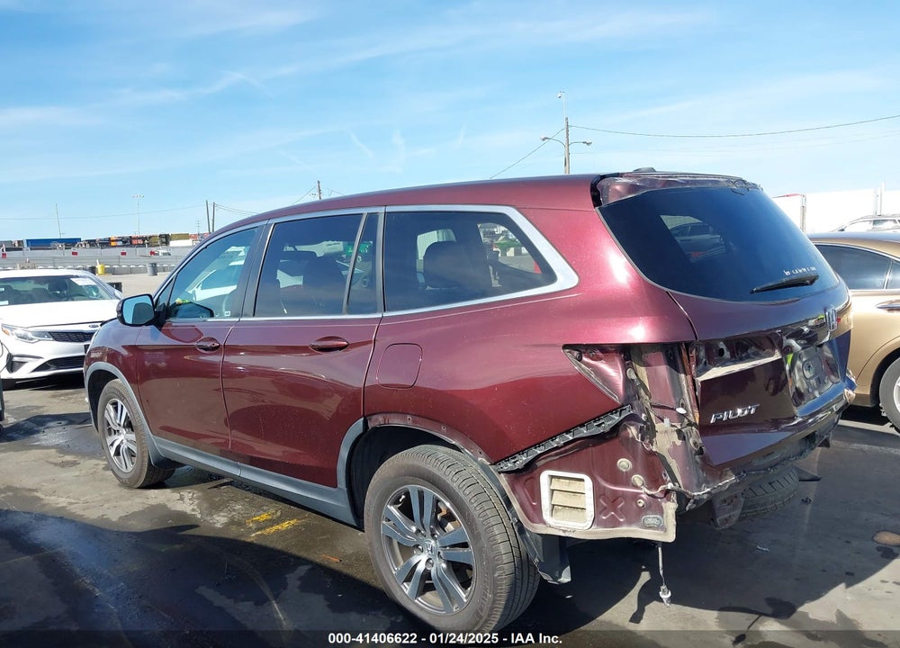 2017 HONDA PILOT EX VIN: 5FNYF5H3XHB002705