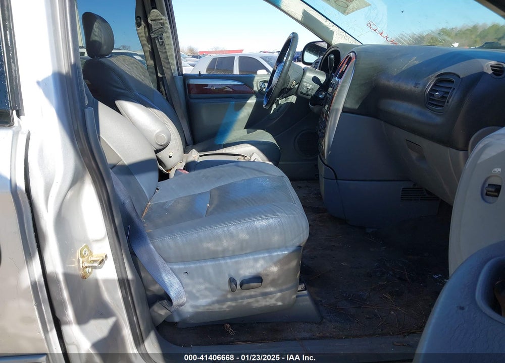 2006 CHRYSLER TOWN & COUNTRY LIMITED VIN: 2A4GP64L06R859342
