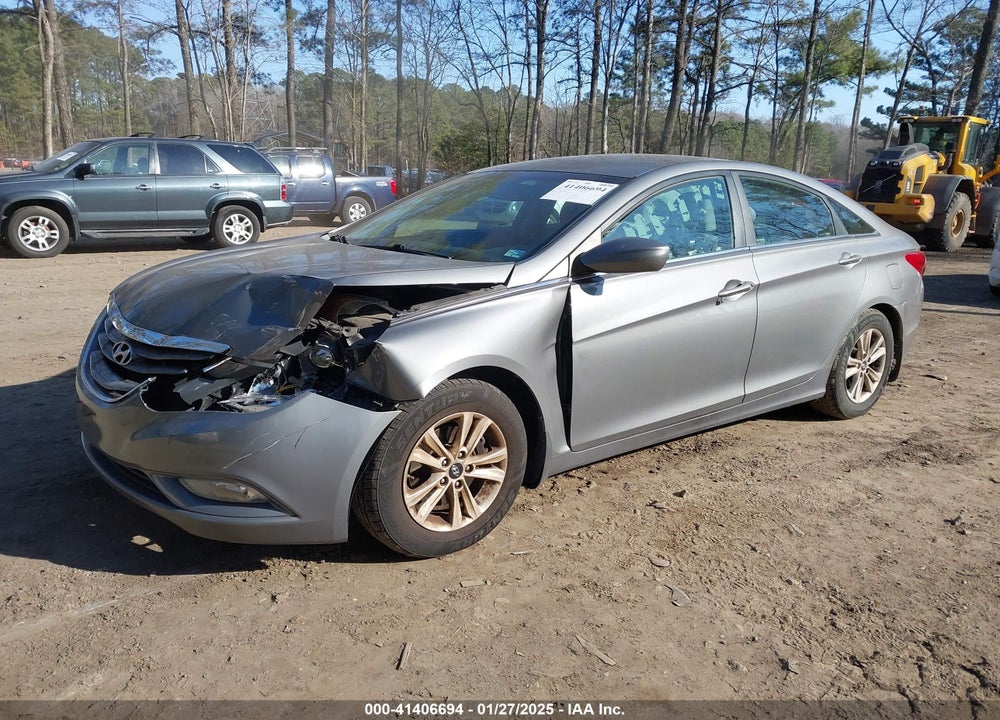 2013 HYUNDAI SONATA VIN: 5NPEB4AC5DH744010