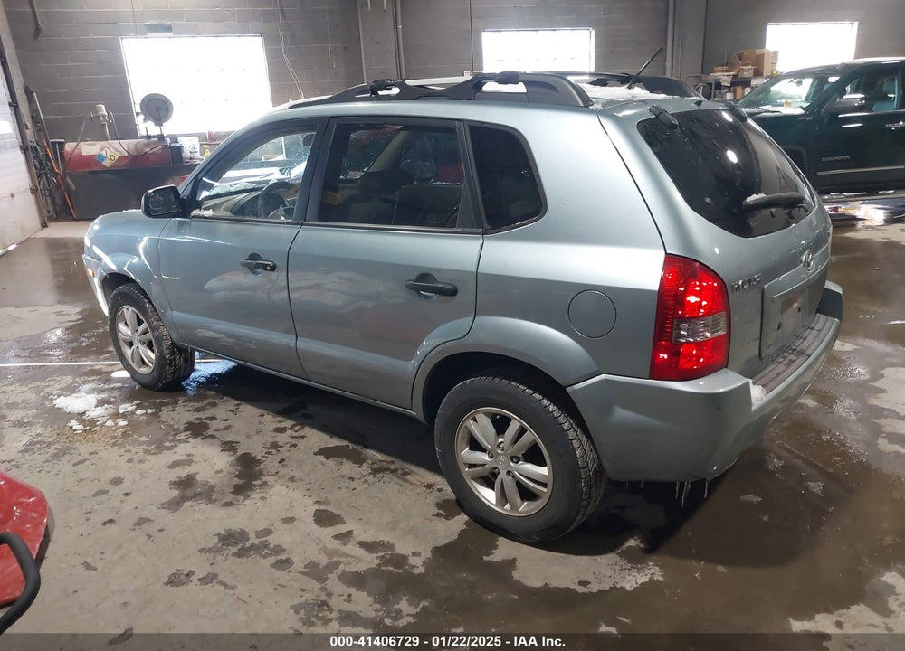 2009 HYUNDAI TUCSON GLS VIN: KM8JM12B09U039900