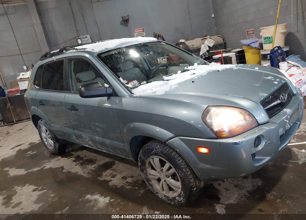 2009 HYUNDAI TUCSON GLS VIN: KM8JM12B09U039900