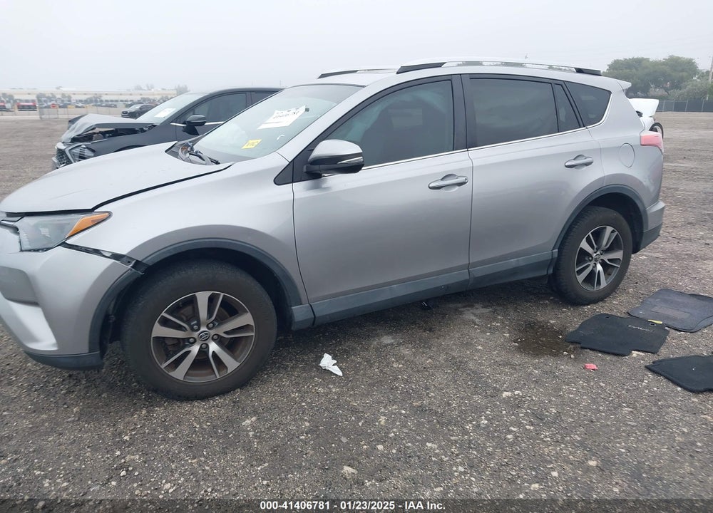2016 TOYOTA RAV4 XLE VIN: 2T3WFREVXGW302855
