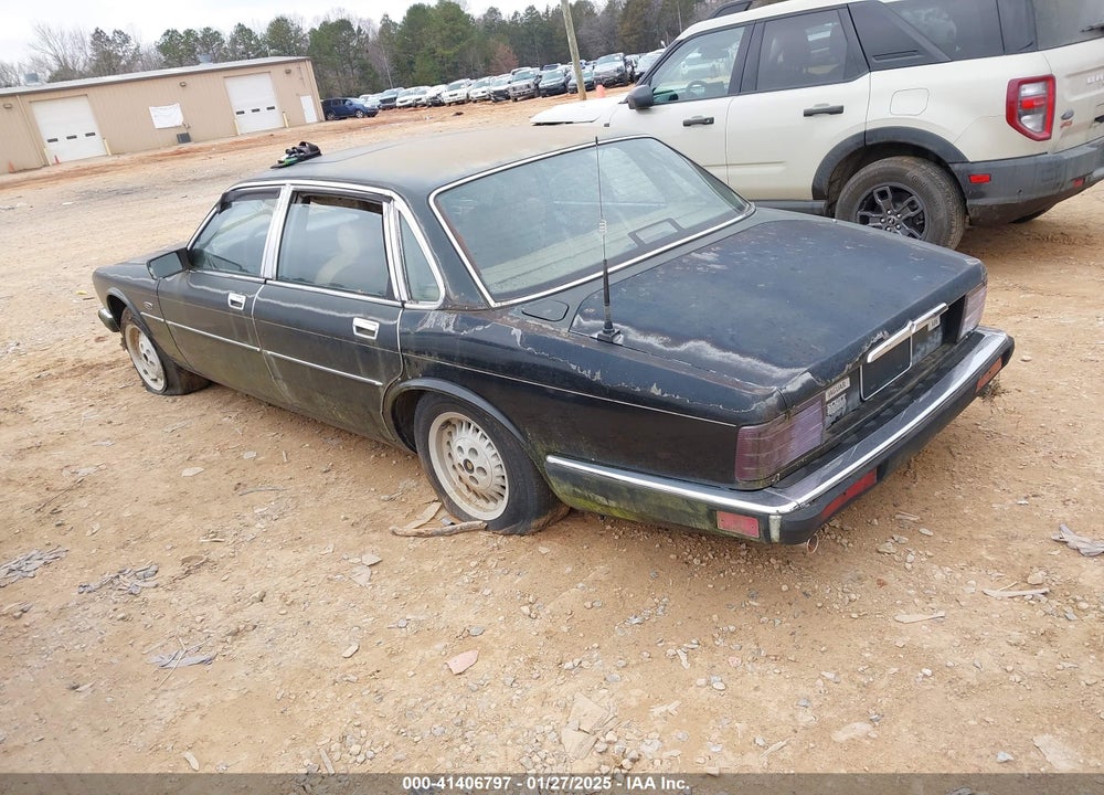 1989 JAGUAR XJ6 VIN: SAJHY1545KC588624
