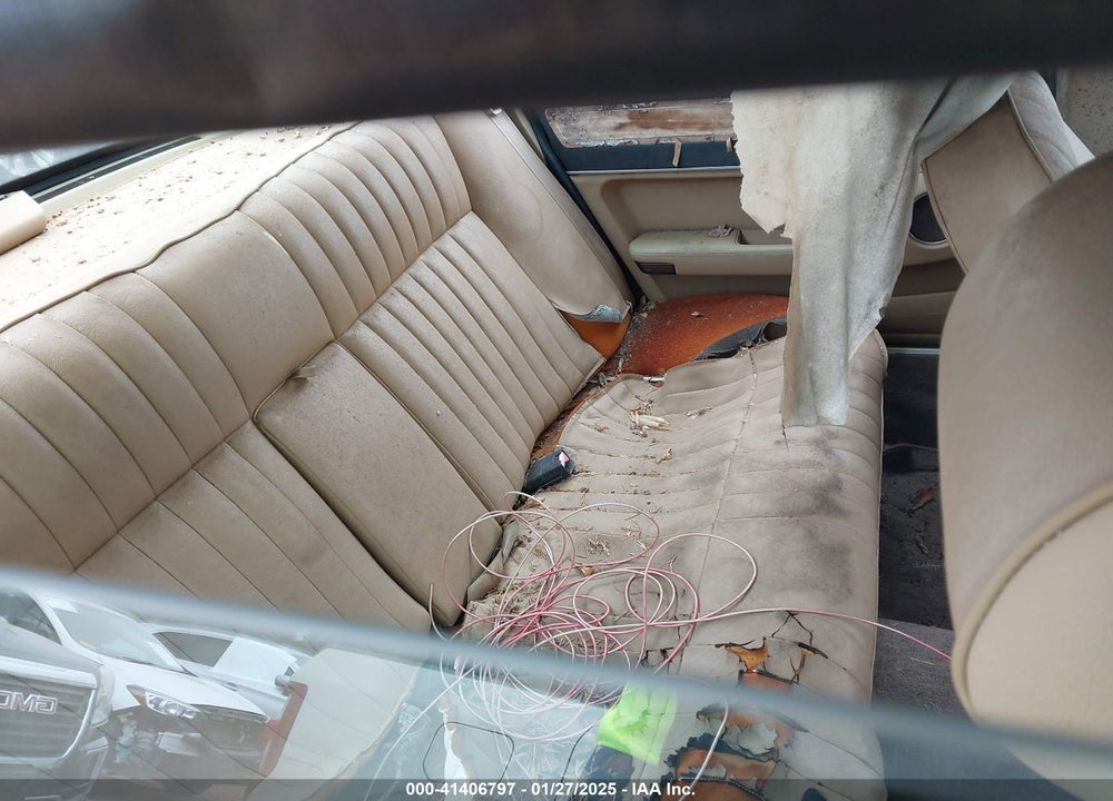 1989 JAGUAR XJ6 VIN: SAJHY1545KC588624