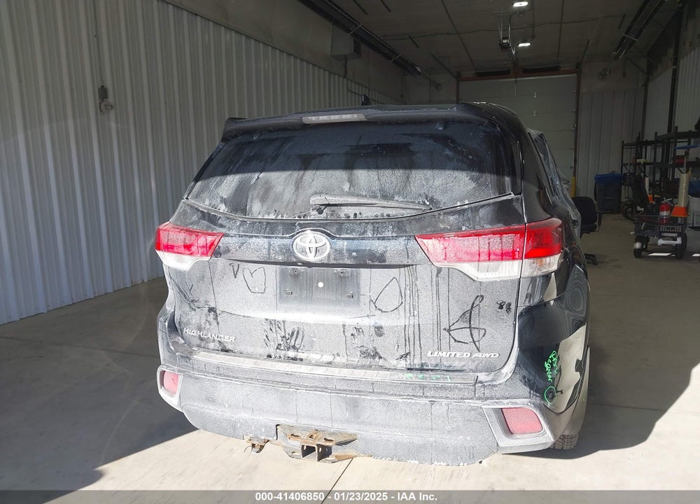 2019 TOYOTA HIGHLANDER LIMITED VIN: 5TDDZRFH6KS951134